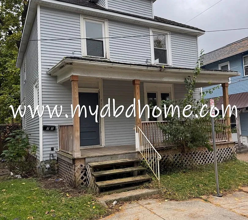 711 Guildford Ave