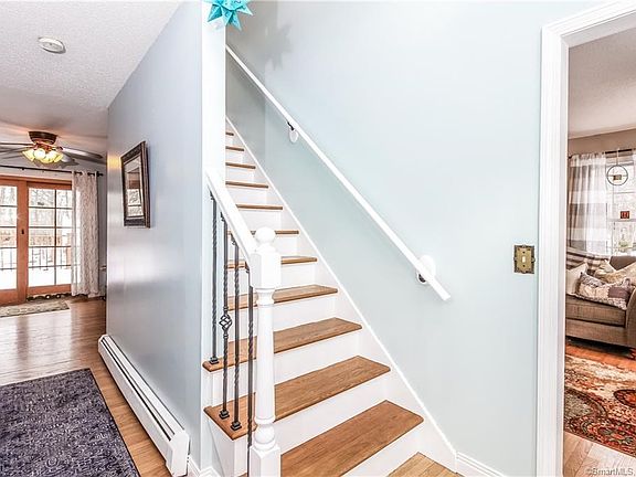 From front entry looking out to the back deck. Great open floor plan!