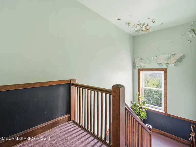 2045 W Farragut Ave #3 — Photo 30