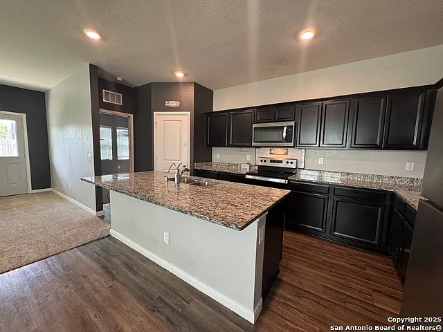 8607 Rock Mdw — Photo 30