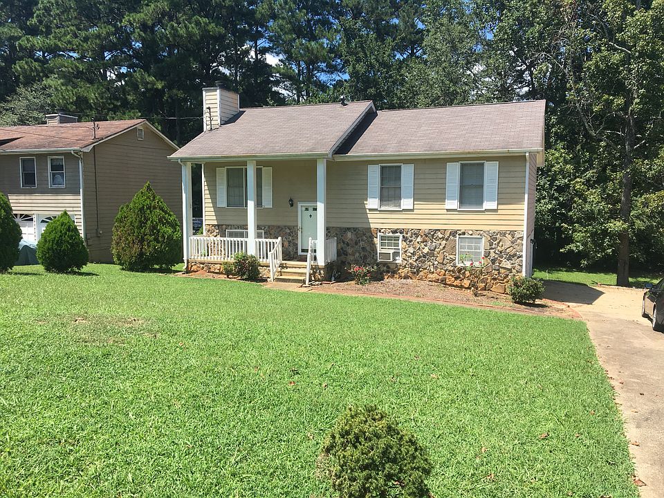 1st image of 260 Summer Pond Trl