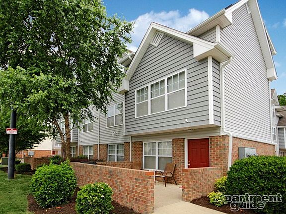 5th image of 301 Nat Turner Blvd #325