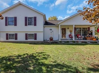255 Kennedy Dr, New Lexington, OH 43764