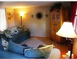 2nd image of 110 Briarwood Ln