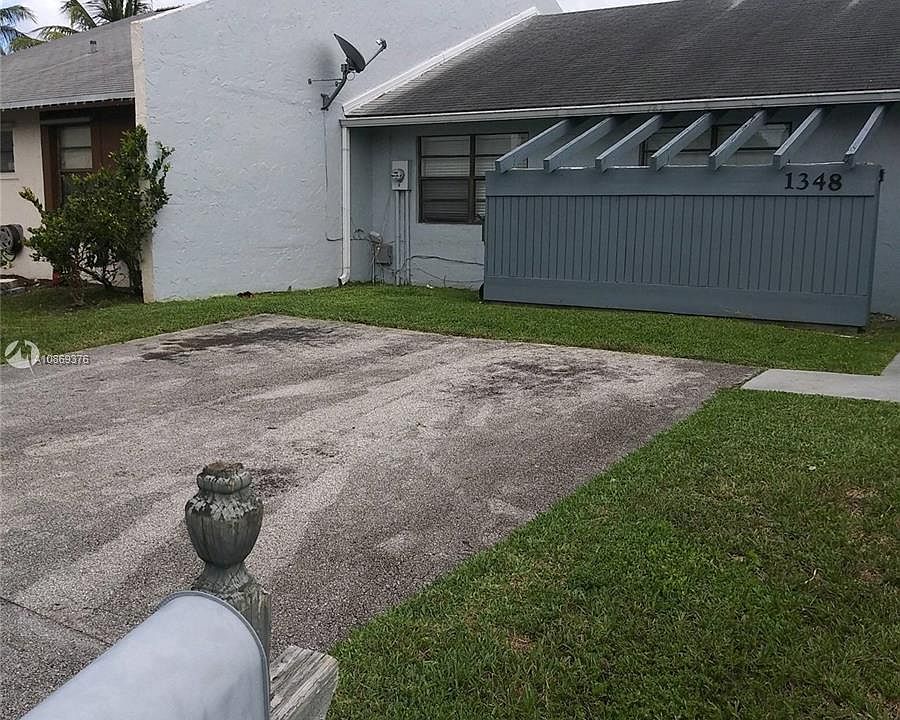 2nd image of 1348 Bittern Ln #1348