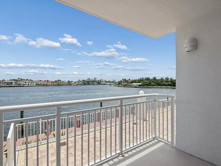 511 Bayshore Dr #206 — Photo 13