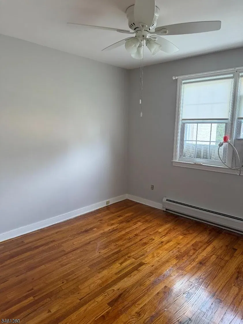 2 bed, 600 sqft, $2,500 — Photo 3