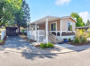 1055 N 5th St Unit 128, Jacksonville, OR 97530
