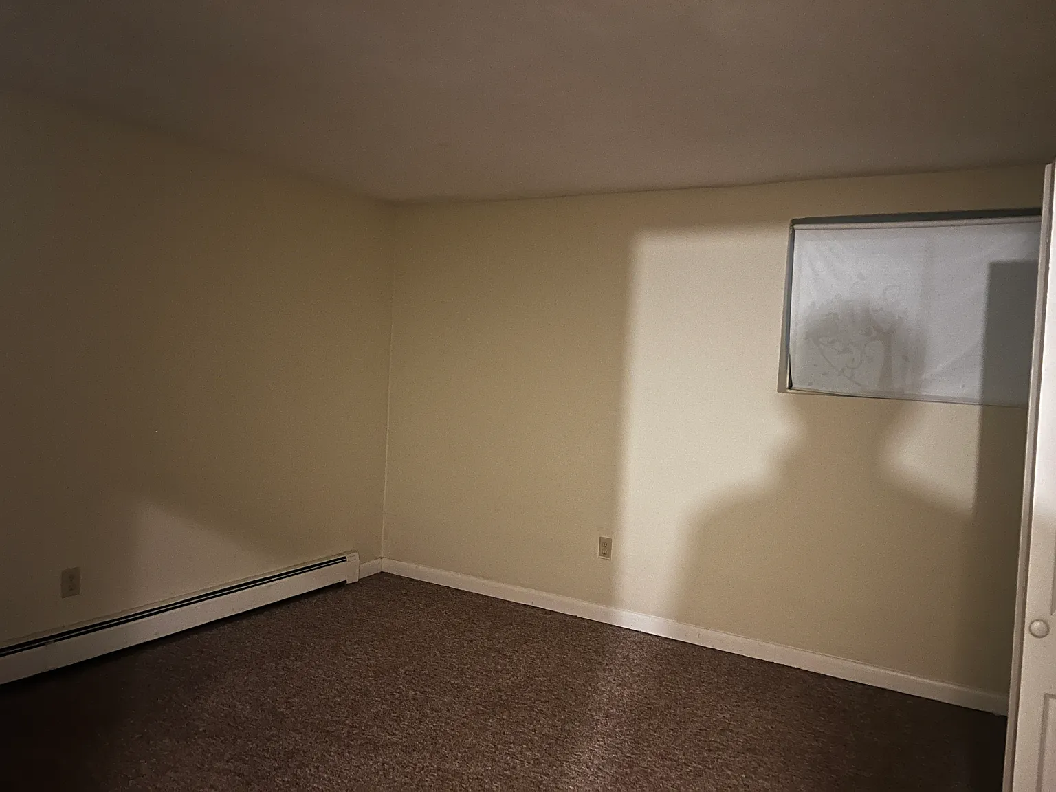 900 Governors Dr — Photo 3