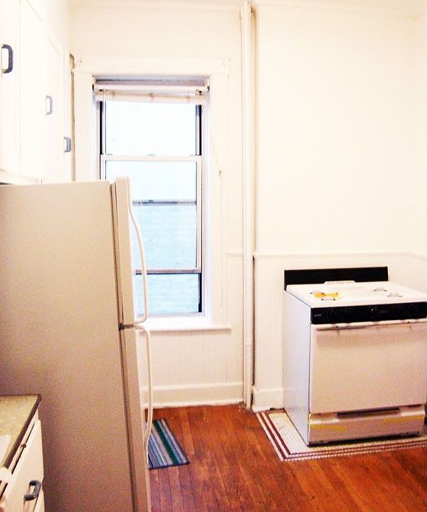 2nd image of 671 47th St