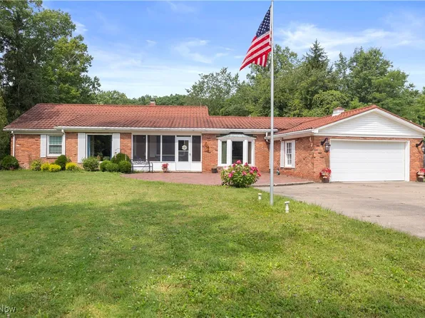 11632 Robson Rd, Grafton, OH 44044