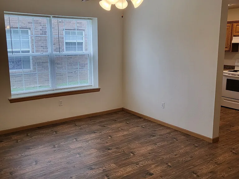 1411 Glen St #1407-D — Photo 10