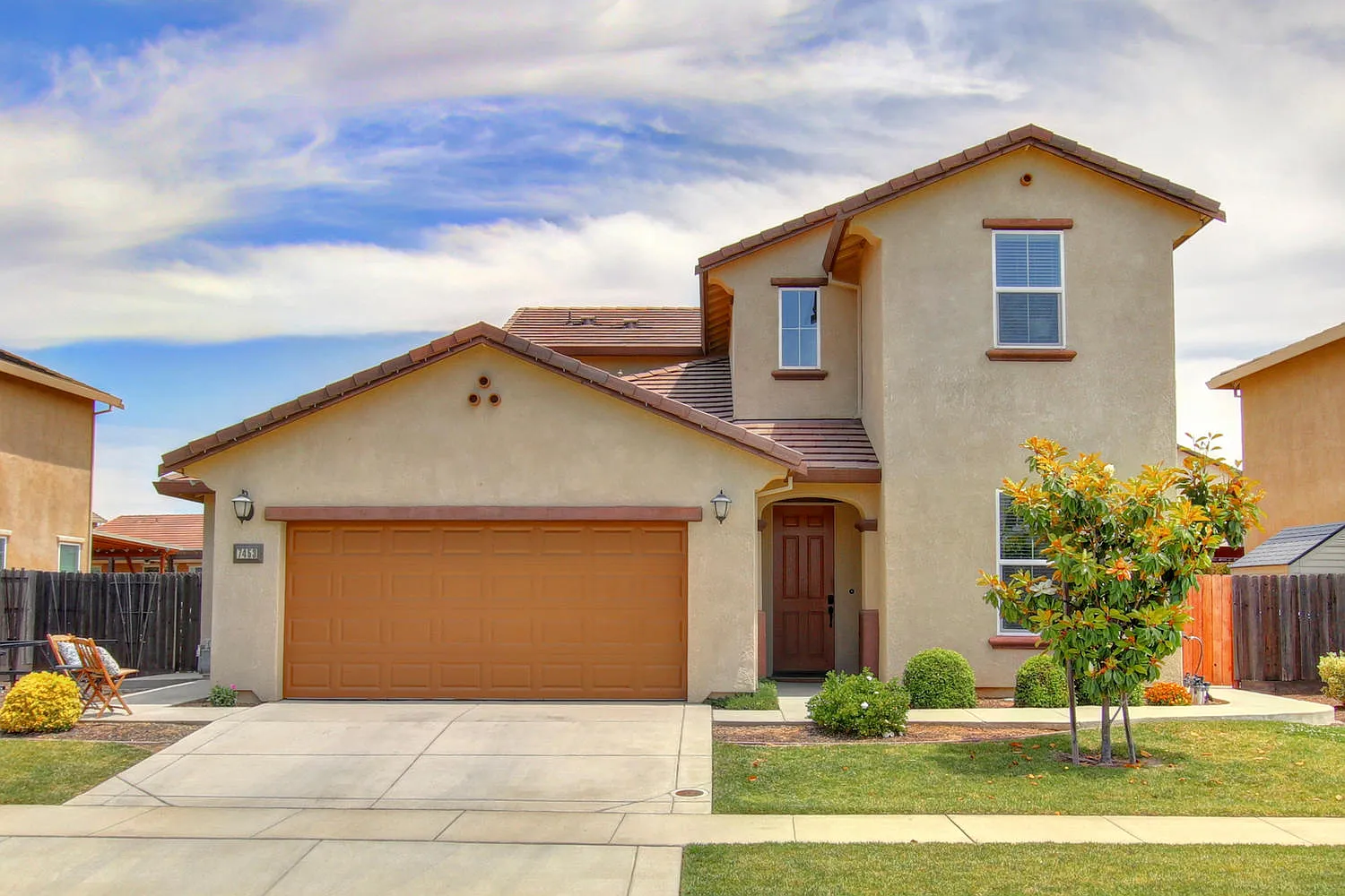 7453 Diamond Ranch Dr photo 1