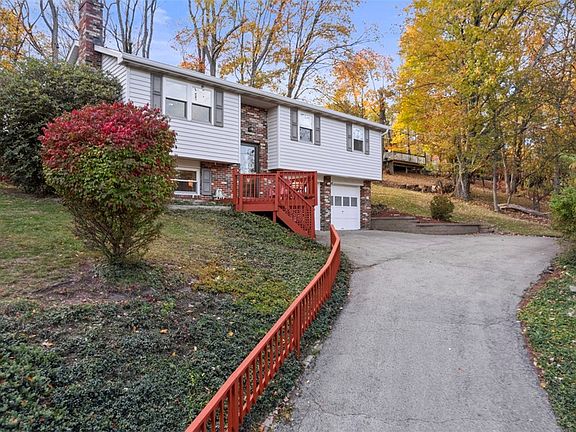 4th image of 92 Buckhill Rd