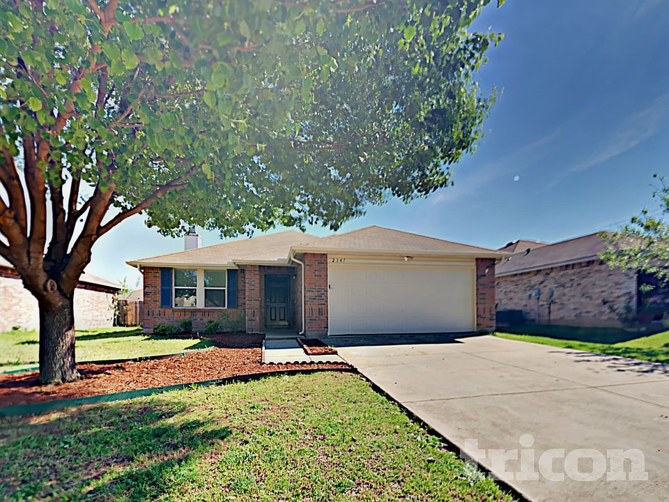 1st image of 2147 Edgewood Dr