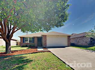 2147 Edgewood Dr, Grand Prairie, TX 75052