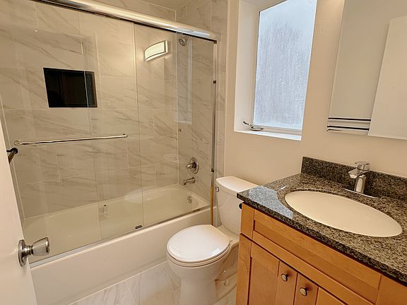 4th image of 7133 Geary Blvd APT 1