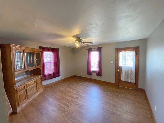 3rd image of 408 E Sibley St