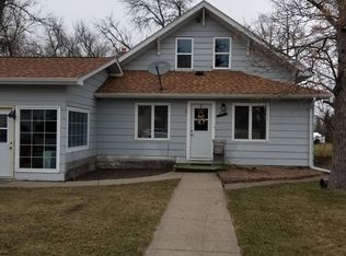 227 E 12th Ave, Webster, SD 57274