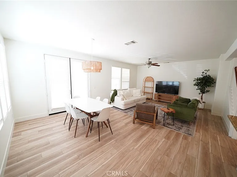 28635 Pietro Dr — Photo 3
