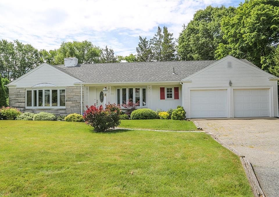 1st image of 102 Pocahontas Dr