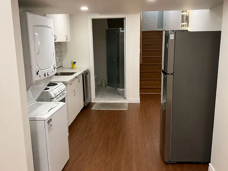 2201 Stratus Dr — Photo 5