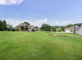 165 Forest Ln N, Blountville, TN 37617