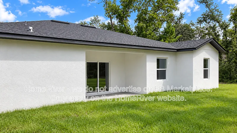 4 bed, 3.0 bath, 1949 sqft, $2,295 — Photo 3