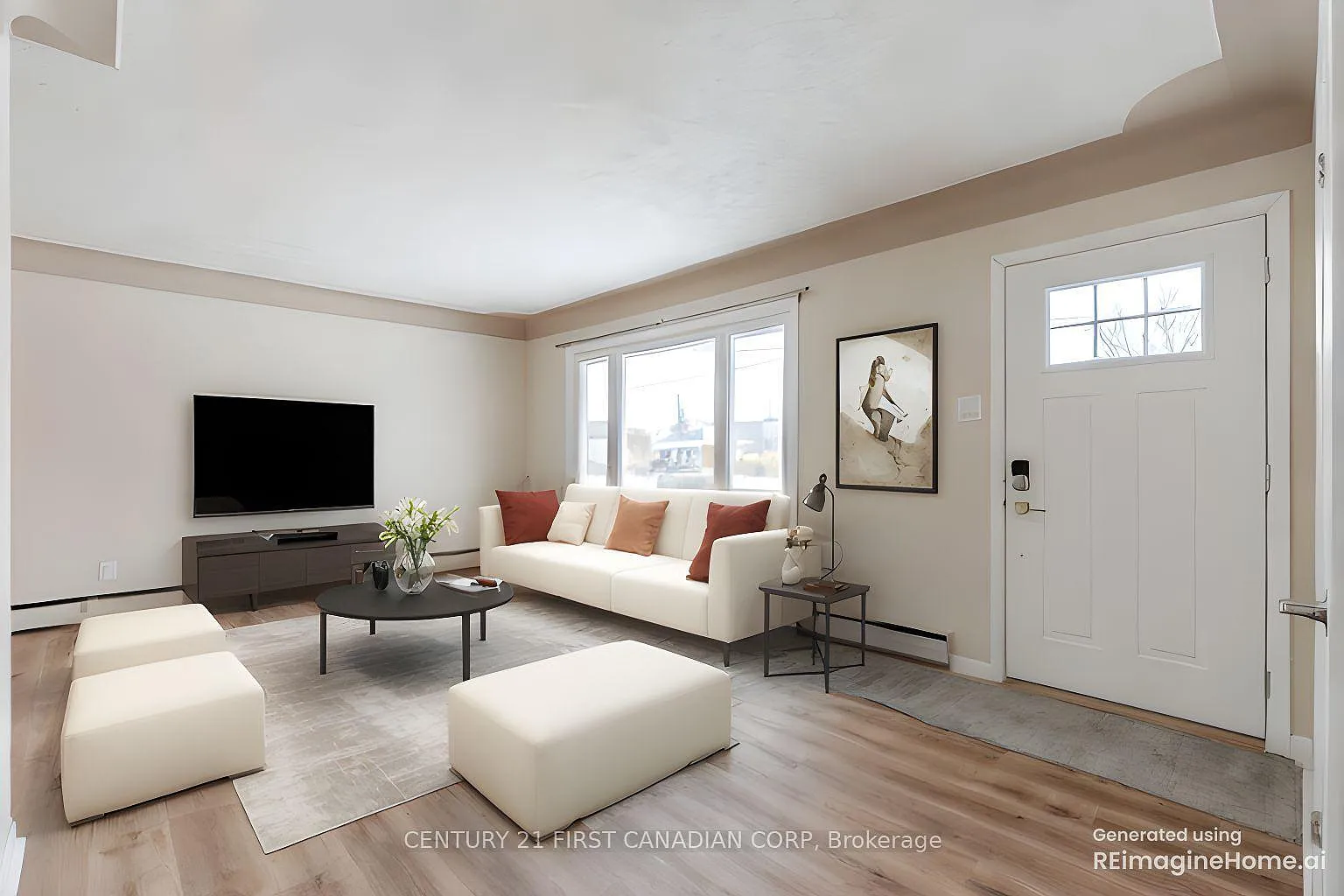 3 bed, $2,000 — Photo 1