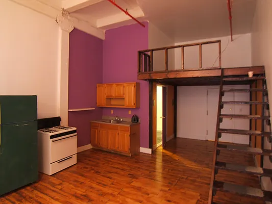 Rented by Joel Weisz, LREB | media 13