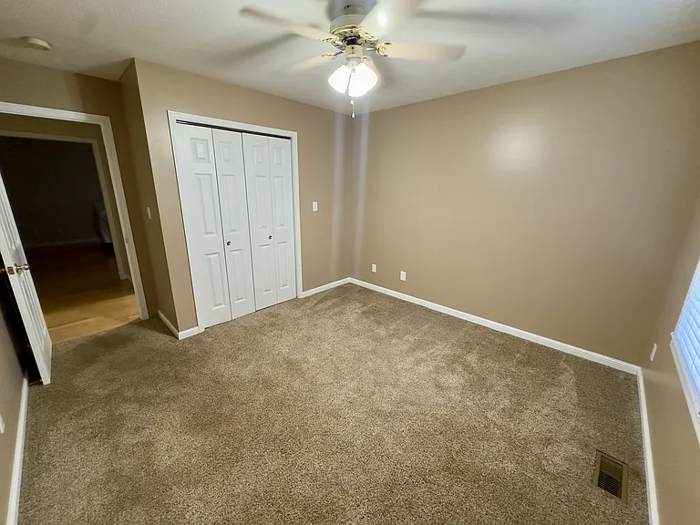 3328 Red Bud Ln — Photo 12