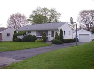 1018 Heinz Ave, Sharon, PA 16146