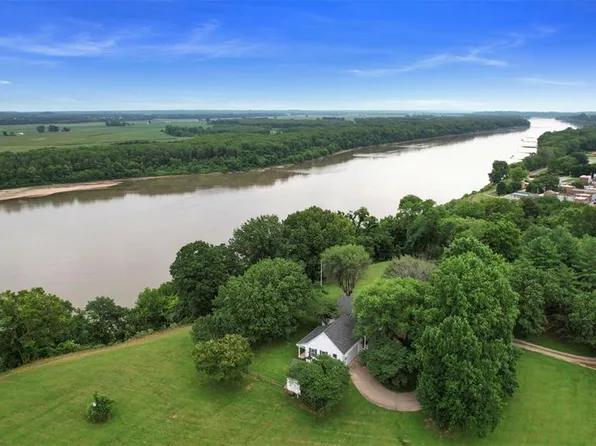 1001 High St, New Haven, MO 63068