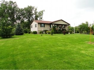 1095 Yurek Rd, Pulaski, WI 54162