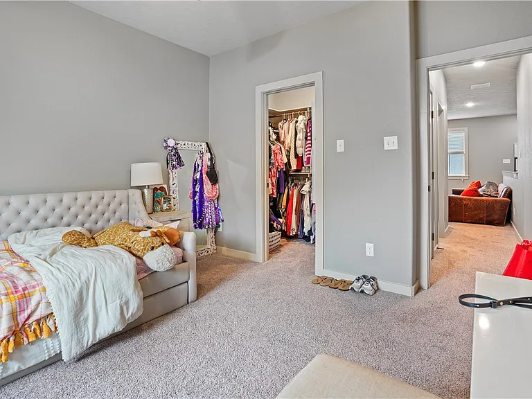 2711 Talsworth Dr — Photo 17