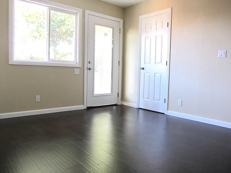 1356 Danube Way — Photo 3