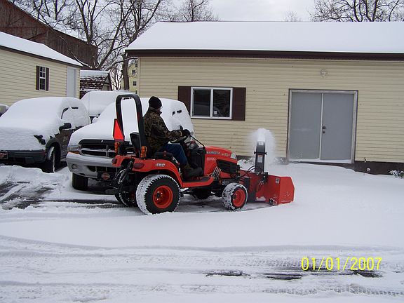 workshop & shed to left
