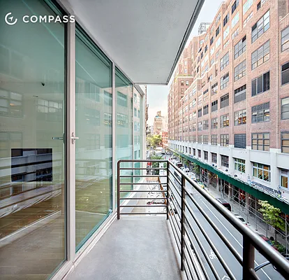Rented by Compass | media 40