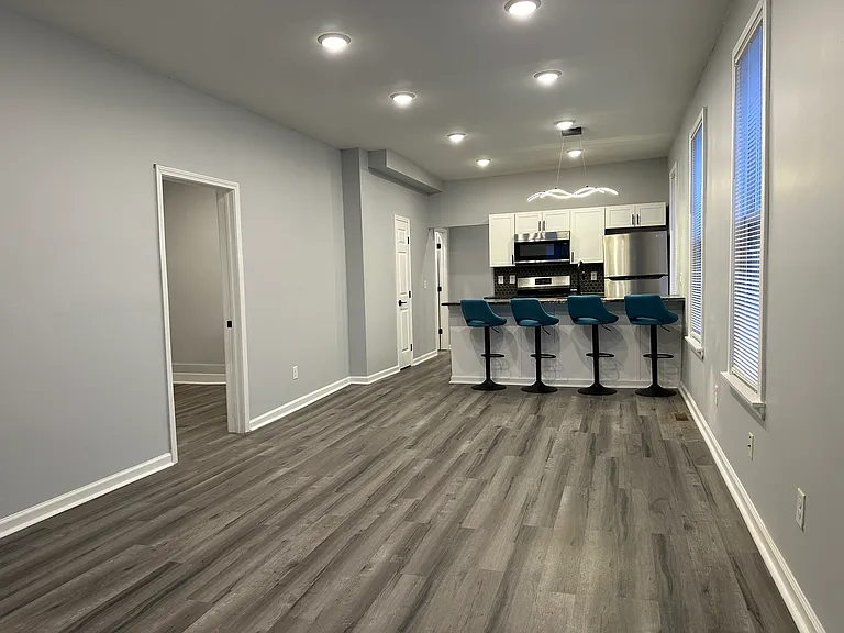 719 Hawley Ave #1 — Photo 2