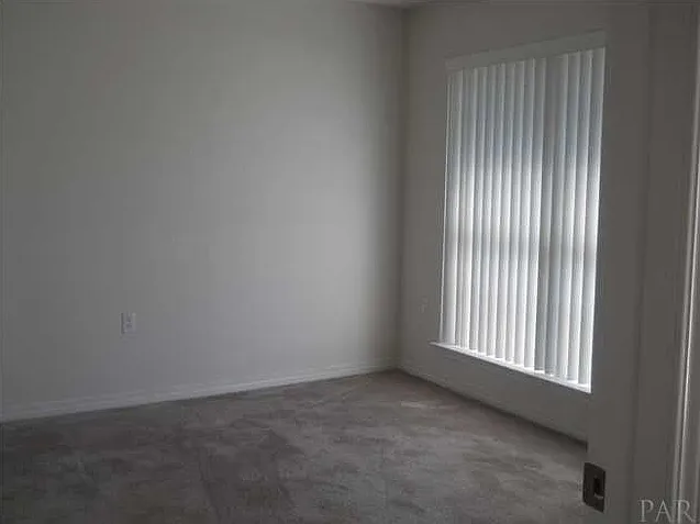 624 Eastwood Cir — Photo 6