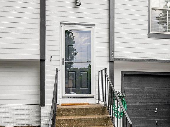 3rd image of 11129 N Main St