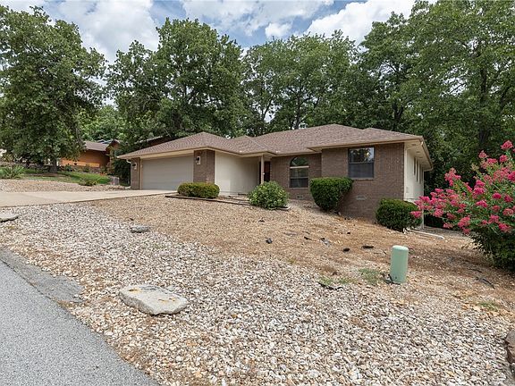 2nd image of 37 Quantock Hills Dr
