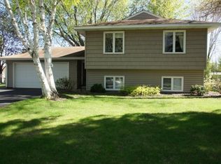 9761 102nd Pl N, Maple Grove, MN 55369