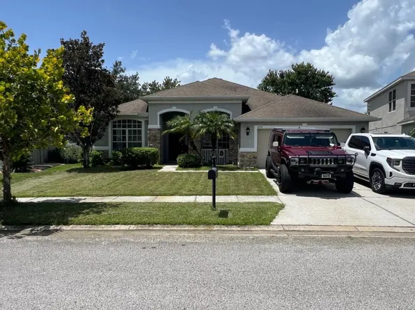 6939 Runner Oak Dr, Wesley Chapel, FL 33545