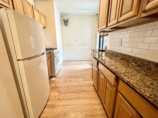 Rented by Bruma Realty LLC | media 4