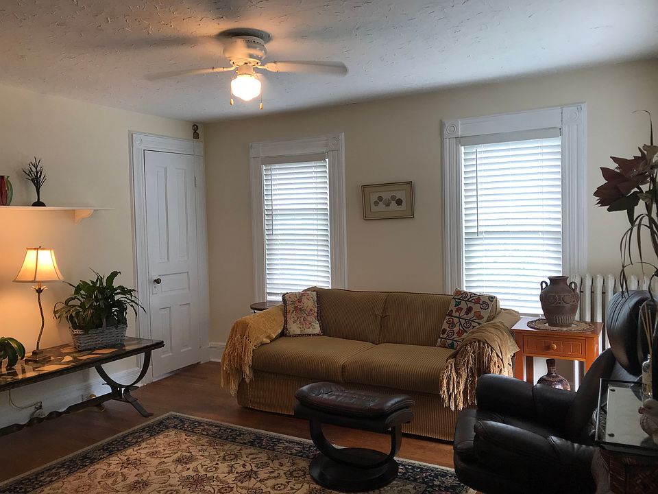 1st image of 319 5th St
