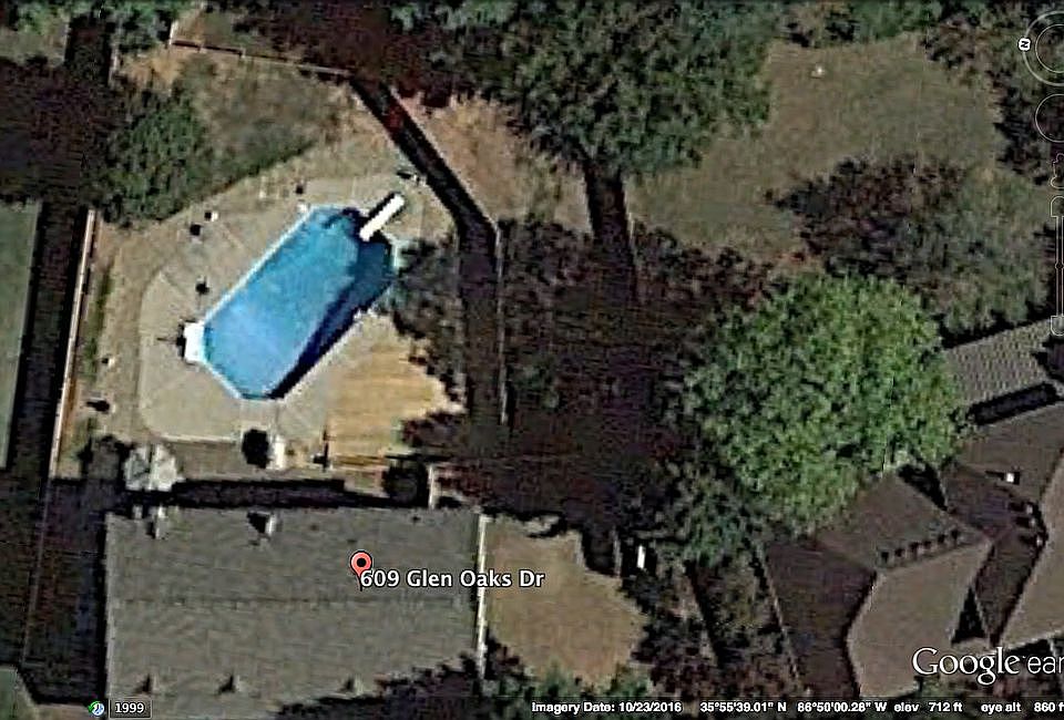 2nd image of 609 Glen Oaks Dr