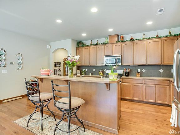 5th image of 8506 206th Street Ct E