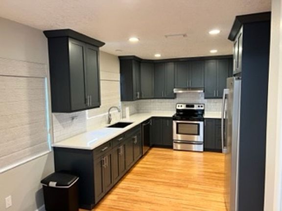 3rd image of 8234 Margarita Dr