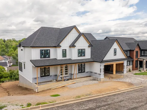 138 Southwind Cir, Morgantown, WV 26508